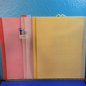 6X! EUC Vintage 7 Mesh Plastic Canvas 10 1/2” x 13 1/2” Sheet